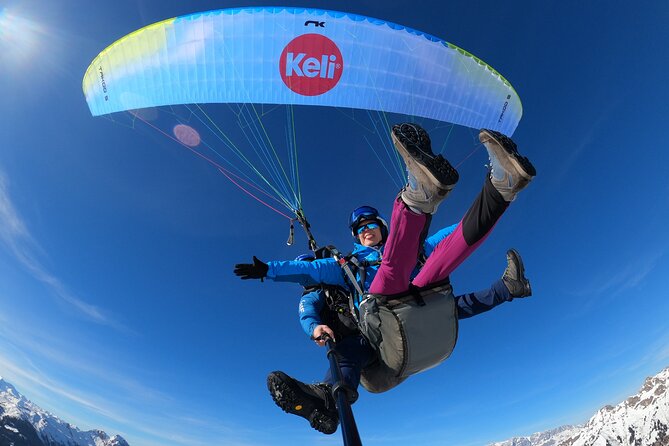Private paragliding tandem flight in Fulseck - Gear Up: Harness, Helmet, and One Last Safety Check