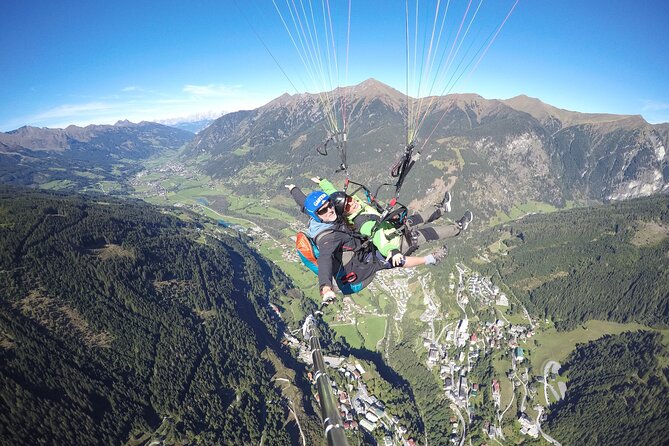 Private paragliding tandem flight in Fulseck - Meeting, Briefing, and the Calm Before Takeoff