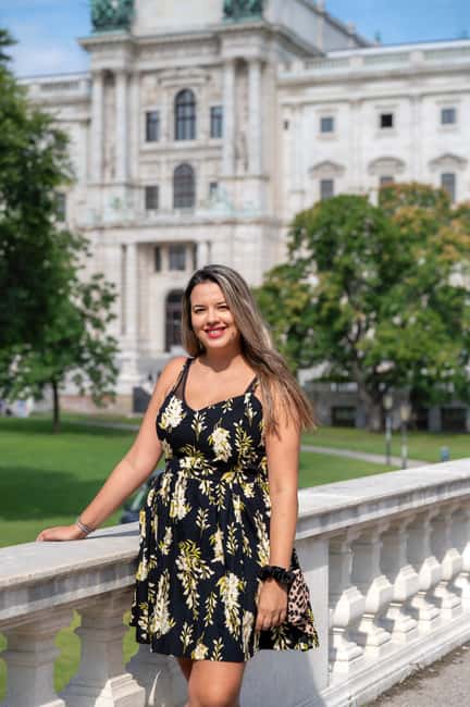Private Photoshoot in Vienna City Center - Why the style matters, documentary portraits with real comfort