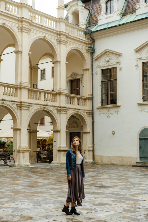 Private Photoshoot Walk Old Town of Graz - Starting at Hauptplatz, then walking with purpose