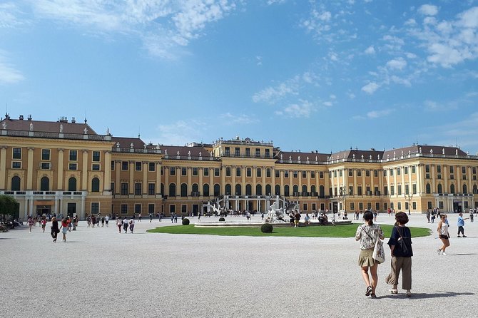 Private Schönbrunn Palace and Gardens Tour - What’s the pacing like for 3 hours?