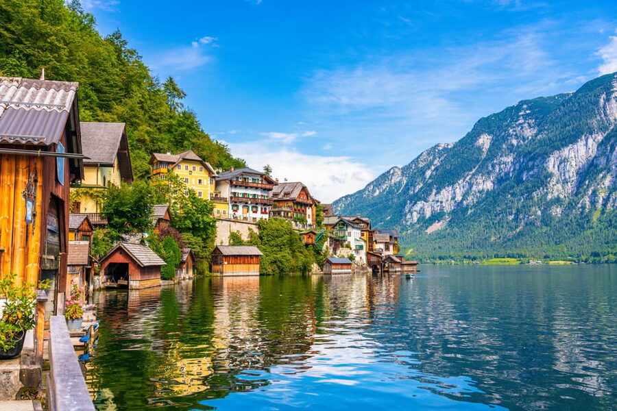 Private tour from Vienna to Hallstatt, Skywalk & Salt Mine - The Vienna Drive: Let the Driver Handle the Long Stretch