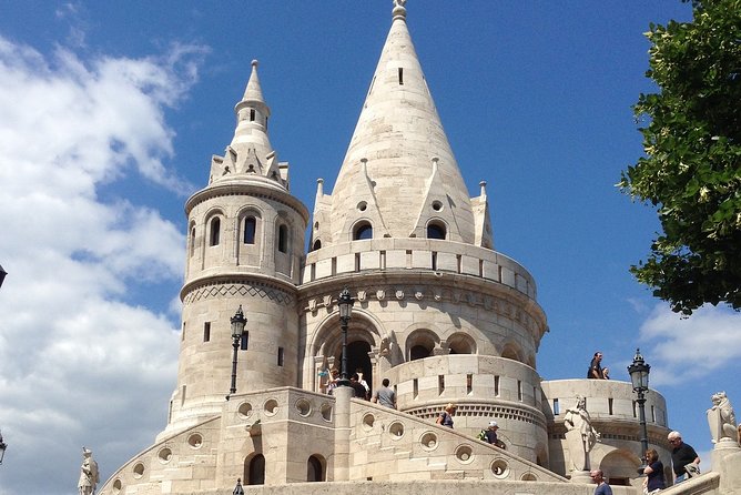 Private tour of Budapest with transfer from Vienna, Local Guide - Vienna to Budapest by car: the real time tradeoff