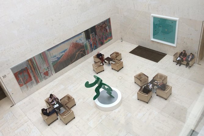 Private Tour with an Art Historian of the Leopold Museum: Gustav Klimt, Egon Schiele and Viennese Art Nouveau - How the guide keeps the visit from turning into museum chaos