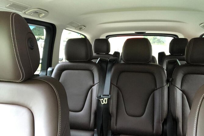 Private Transfer between Salzburg Airport and Salzburg City - Where the driver meets you, name board and lobby rules