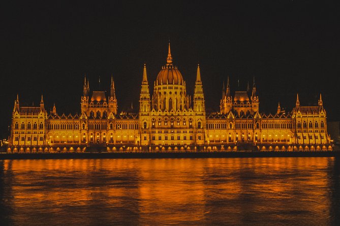Private Transfer from Vienna to Budapest or Budapest to Vienna - A driver-guide changes the whole vibe
