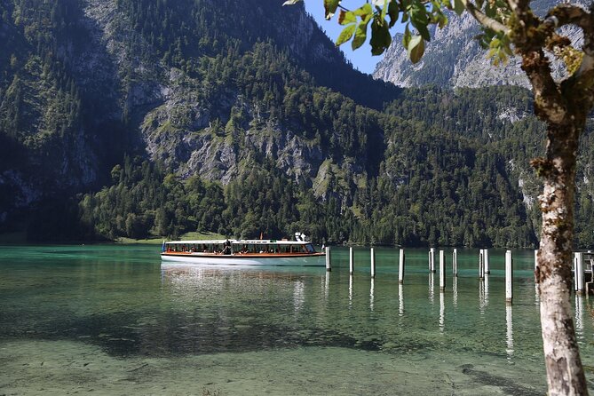 Private transfer from Vienna to Munich with sightseeing stop - How the Driver’s English and Local Handling Improve Your Day