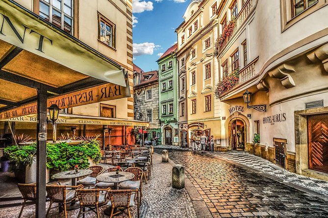 Private Transfer from Vienna to Prague with 1 hour Stop in Kutna Hora - Key highlights that make this transfer worth your time