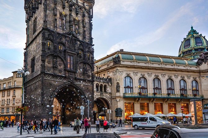 Private Transfer from Vienna to Prague with 1 hour Stop in Kutna Hora - Getting the timing right: 5 hours on the clock, plus the stop