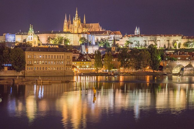 Private Transfer from Vienna to Prague with 1 hour Stop in Kutna Hora - Who should book this transfer, and who might not love it