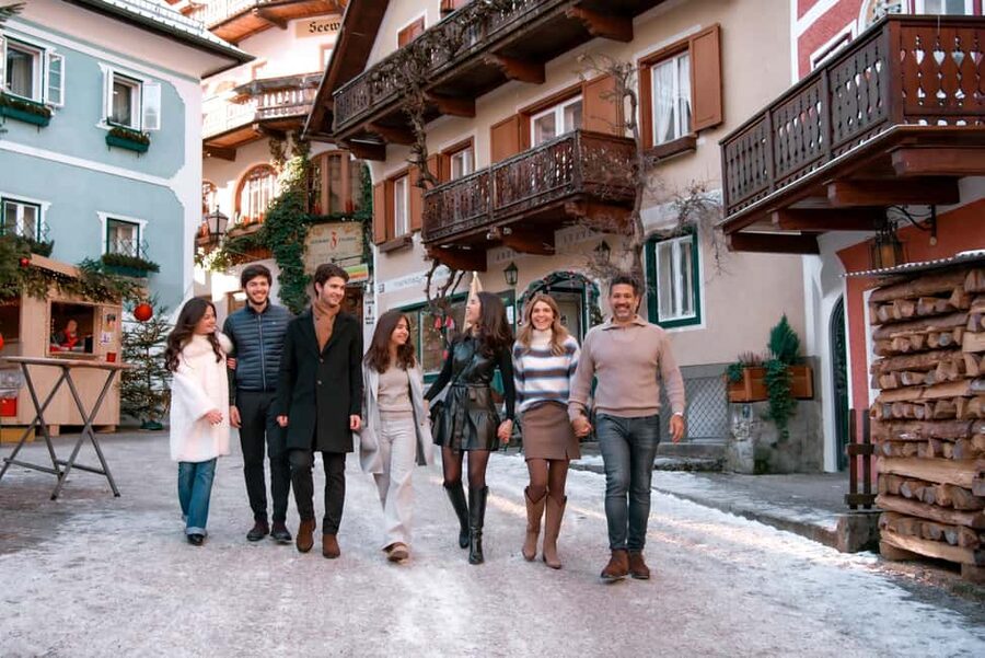 Private Vacation Photoshoot with Photographer in Hallstatt - Key things to know before you book