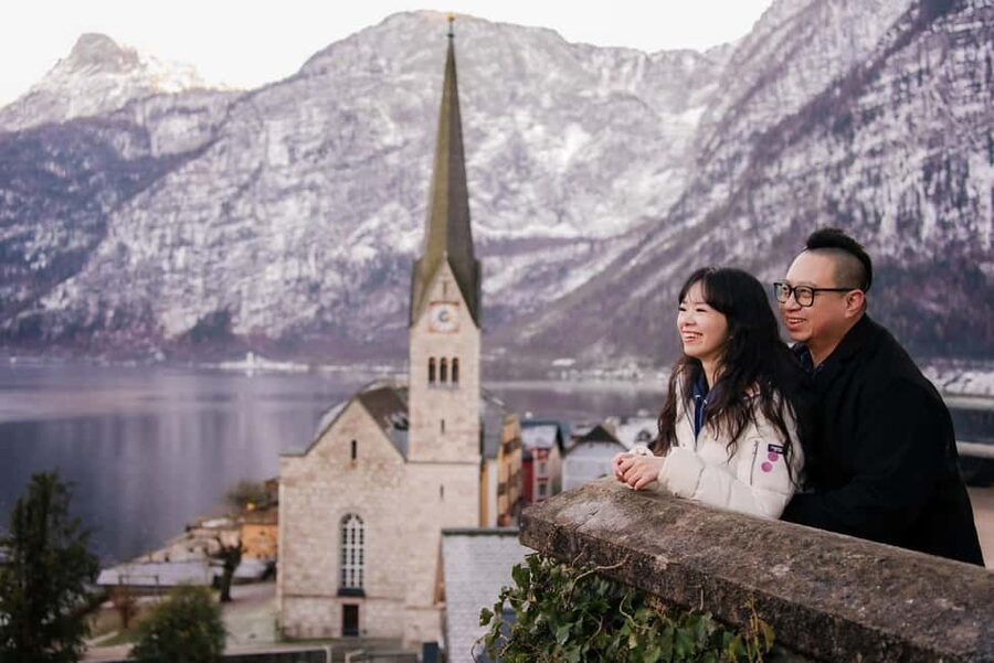 Private Vacation Photoshoot with Photographer in Hallstatt - Why a private Hallstatt photographer works so well