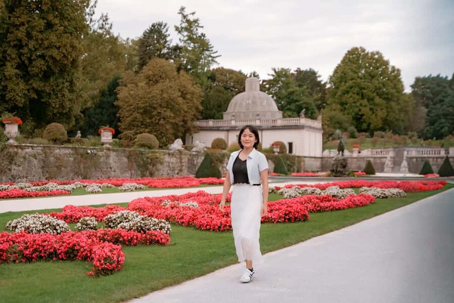 Private Vacation Photoshoot with Photographer in Salzburg - Photos Delivered in 4 to 5 Working Days, Ready to Share