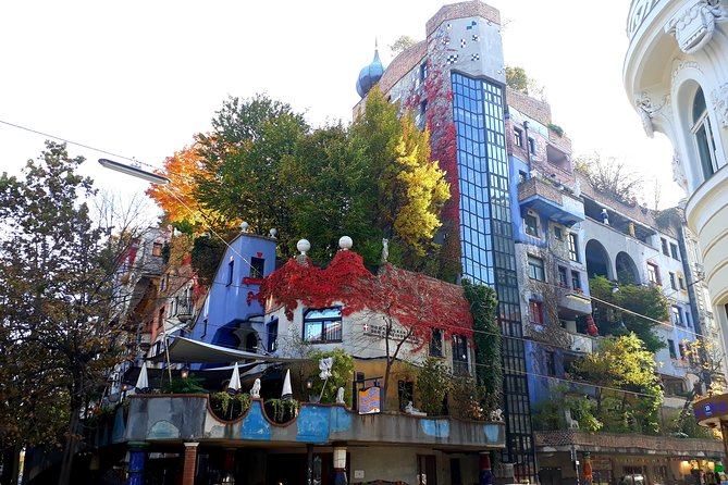 Private Van & Walk Tour - One Perfect Day in Vienna - Hundertwasserhaus: playful housing with an eco-fantasy vibe