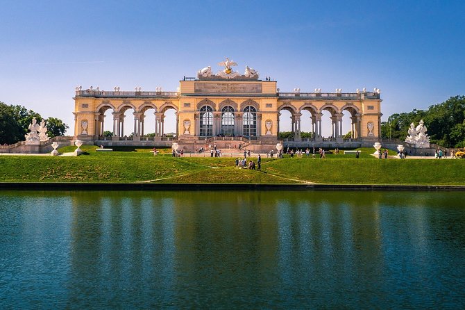 Private Vienna City Tour with Schonbrunn Palace Visit - St. Stephen’s Cathedral and the Quick Landmark Circuit