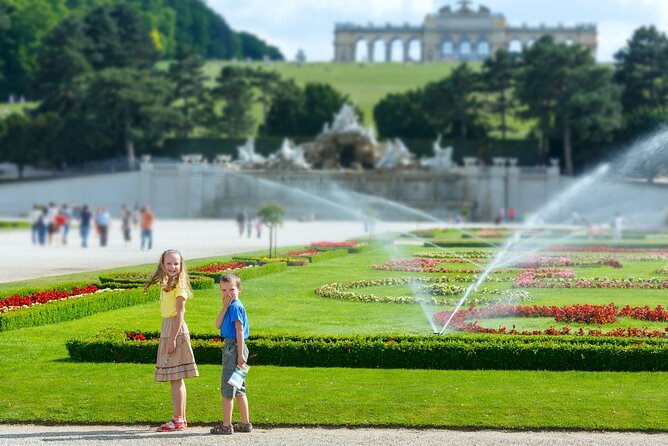 Private Vienna Full-Day Tour with Schönbrunn Palace Entry & Lunch - WWII memory, then back to beauty: how the morning sets the tone