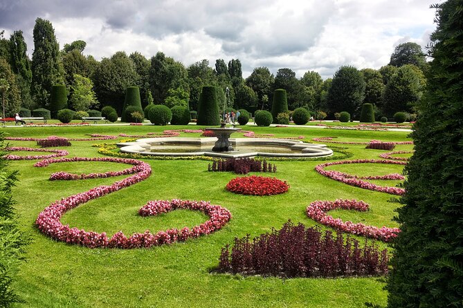 Private Vienna Sightseeing Tour matching to personal interests - Pickup and private transportation, what you should expect