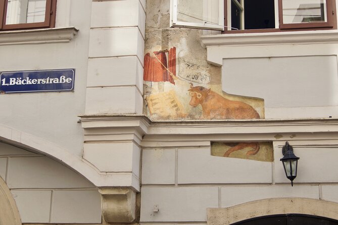 Private Vienna Walking Tour - The Graben, Plague Column, and Street-Level Vienna
