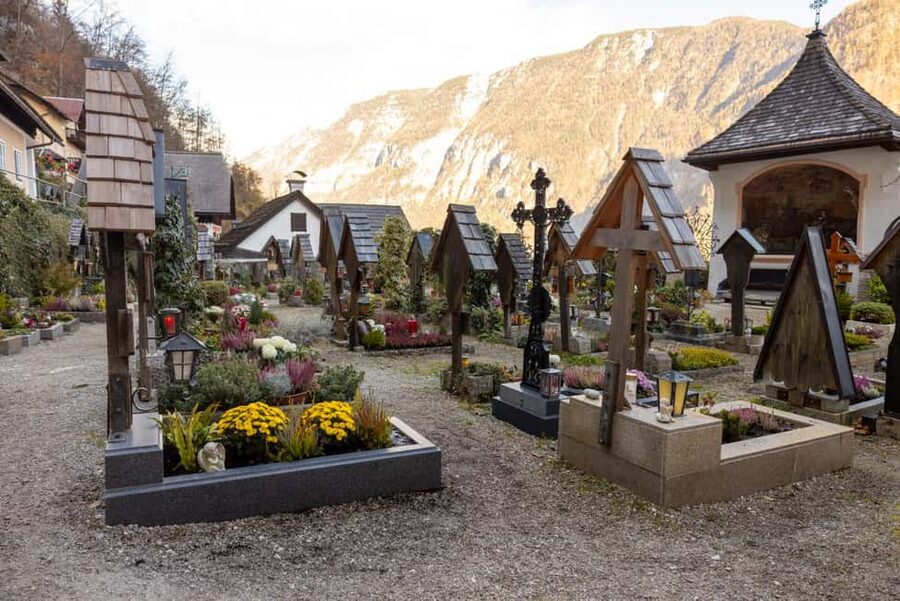 Private Walking Tour of Hallstatt Market Square and Churches - Wine-making secrets from local monks: the small detail with big payoff
