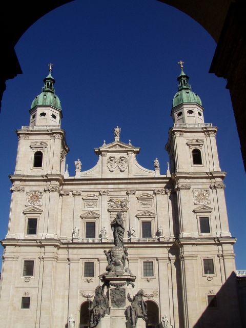 Salzburg 2.5-Hour Walking Tour: Mozart, Old Town & More - Key highlights that make this Salzburg walk worth it