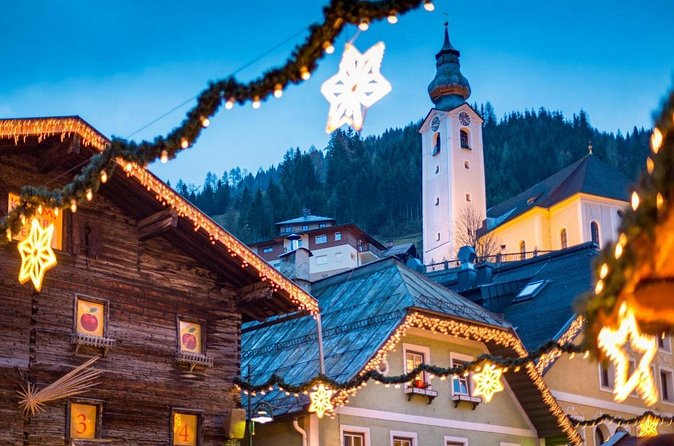 Salzburg Christmas Markets Day Trip from Vienna - St. Gilgen Mozartplatz, A Smaller Market With Big Charm
