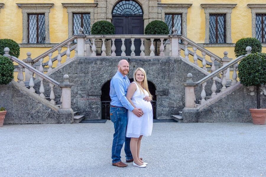 Salzburg City: private photoshoot at Salzburgs landmarks - Domplatz and the Salzburg Cathedral area: the “wow” finale