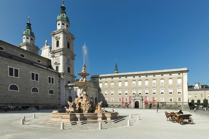 Salzburg Food Tasting Tour: delicious & fun - Universitätsplatz farmers market: taste what locals buy