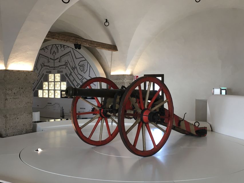 Salzburg: Hohensalzburg Fortress Admission Ticket - Prince’s Chambers: Best-preserved Gothic with a secular side