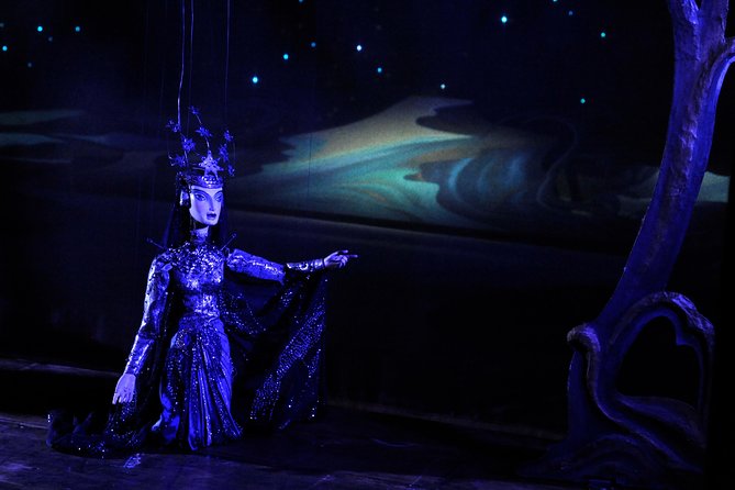 Salzburg Marionette Theater: The Magic Flute - Language and subtitles: how to keep the story moving