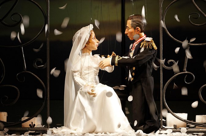 Salzburg Marionette Theater: The Sound of Music - Practical details that can make or break the night