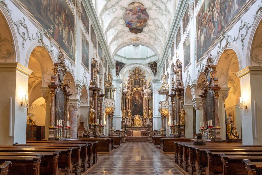 Salzburg Old Town, Fortress, Cathedral Private Walking Tour - Price and value: what $193 buys you in practice