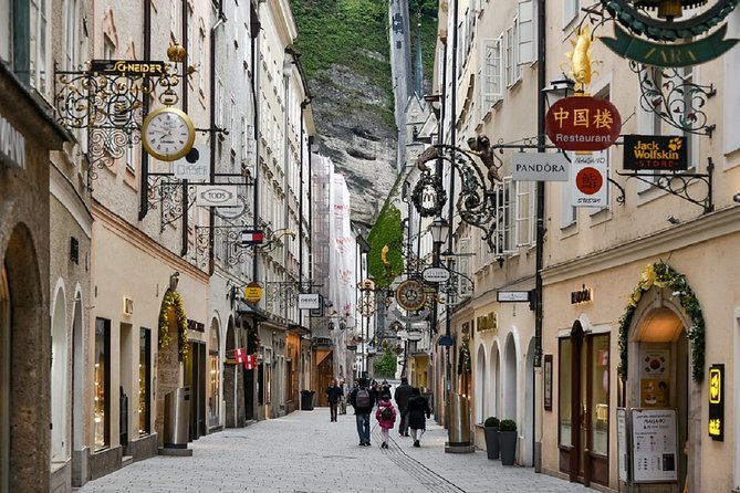 Salzburg Old Town Highlights Private Walking Tour - Where the tour starts, and why that first step matters