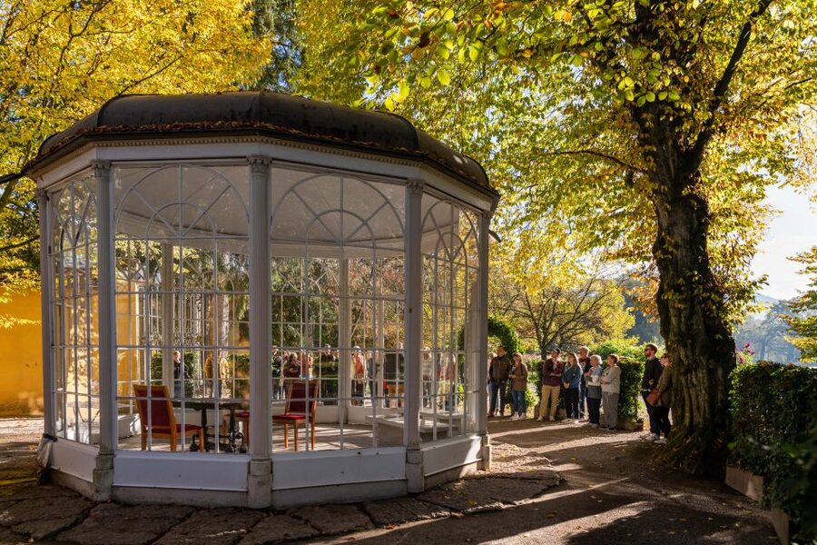 Salzburg: Original Sound of Music Tour - Why the bus songs and sing-along feel like real value