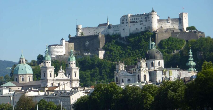 Salzburg “Sound of Music” Private Driver-Guided Tour - Mirabellplatz meeting point and the quick start you want