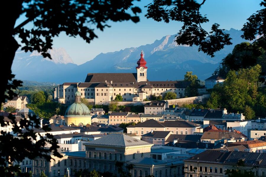 Salzburg: Sound of Music Private Half-Day Tour - Passing the real Villa Trapp, plus the Von Trapp story you will actually remember