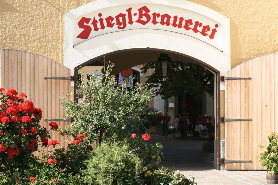 Salzburg: Stiegl Brewery Tour with Beer Tasting - The museum opening: history, then a 270-degree cinema