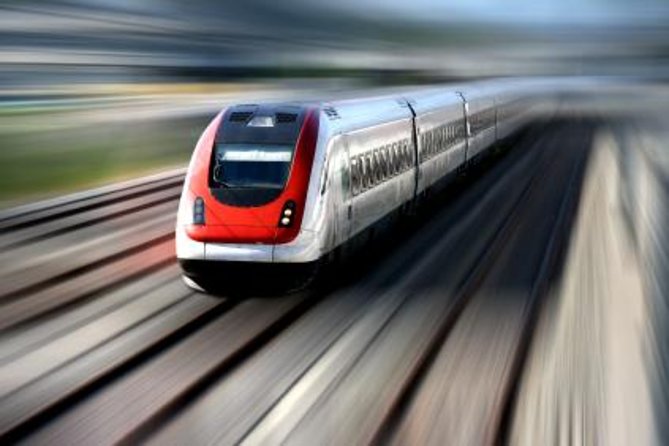 Salzburg Train Station Arrival Transfer - Meeting up at Salzburg Hauptbahnhof, with your train details ready