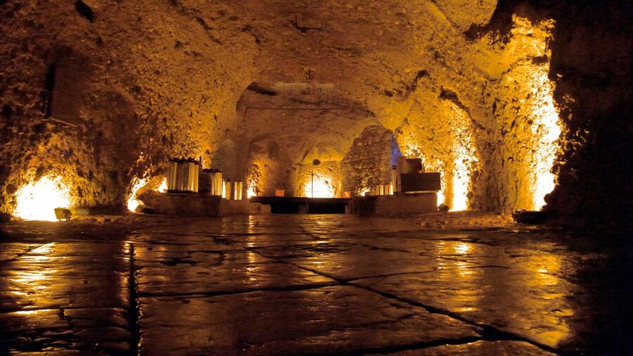 Salzkammergut: Sandstone Beer Cellar Tour - Where the beer story starts: Casino Keller in Bad Ischl