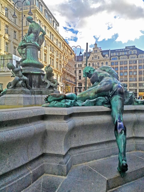 Scandals, affaires & anecdotes in Vienna - Value and logistics: is $34 a fair deal?