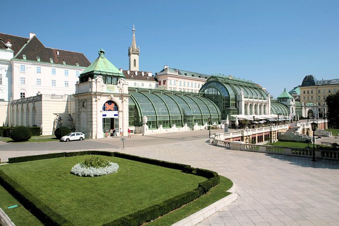 Schmetterlinghaus - Imperial Butterfly House Vienna Admission Ticket - Jugendstil Palmhouse Vibes and Live Free-Flying Butterflies
