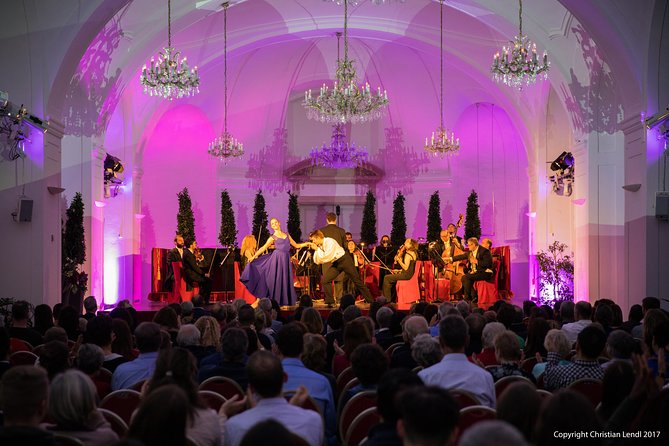 Schönbrunn Palace Concerts in Vienna - The setting: what looks palace-like, and what does not