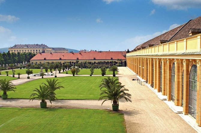Schönbrunn Palace Concerts in Vienna - Your evening schedule: arrive, seat up, then Mozart first, Strauss after