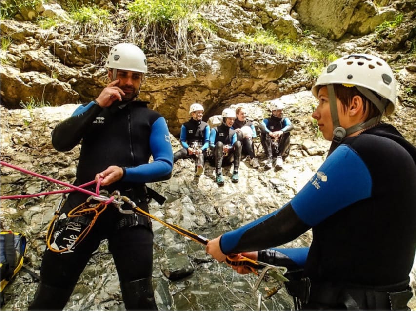 Schwarzwasserbach: Canyoning in Austria's Kleiwalsertal - How the guides teach without killing the fun