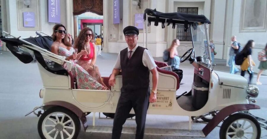 Sightseeing tour in electric vintage car (up to 5 people) - Why an electric vintage car makes Vienna easier