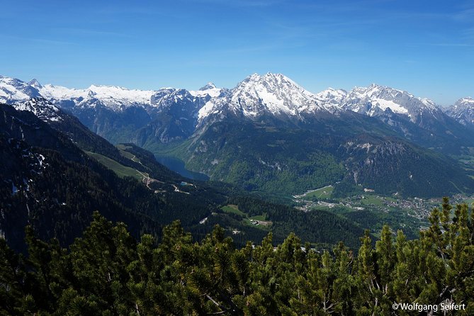 Skip-the-Line: Eagle's Nest in Berchtesgaden Tour from Salzburg - The guided walk at Hitler’s former retreat