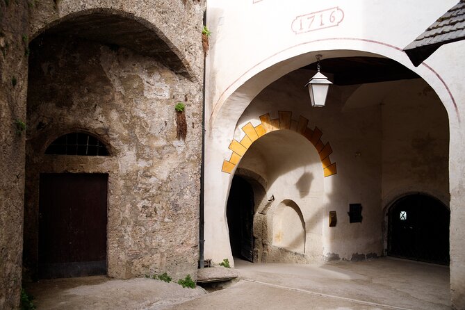 Skip-the-line Hohensalzburg Fortress Private Tour and Ticket - Views From the Hill: Funicular Timing and Your Best Photo Moments