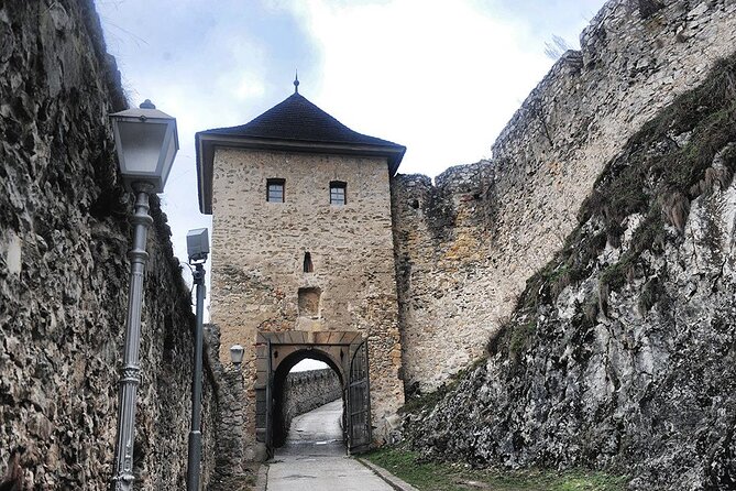 Slovakia Castles Private Tour with Bratislava & Wine tasting - Morning pickup and the scenic drive toward Trenčín Castle