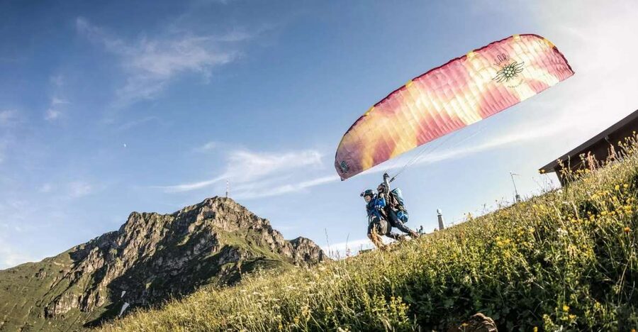 St Johann in Tirol: Tandem Paragliding - Treetop moments and what the air feels like