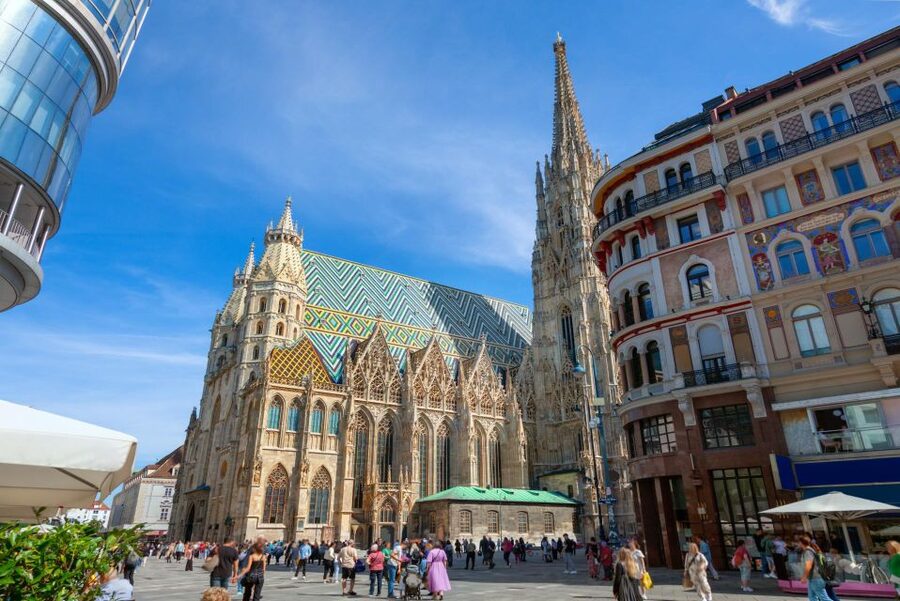 St Stephen's Cathedral Vienna Old Town Walking Tour - Old Town add-ons: St Peter’s Church and the Column of Pest