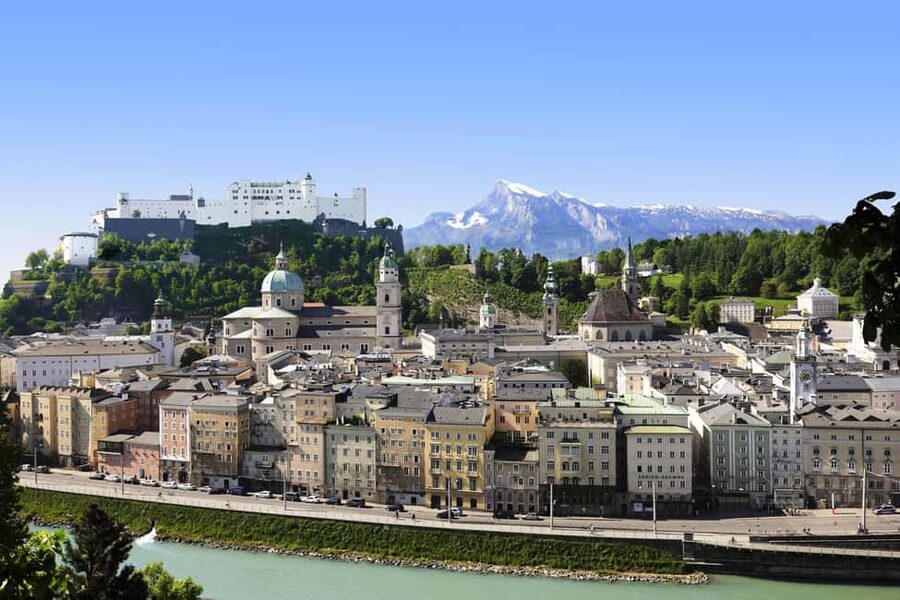 Traunkirchen, Hallstatt & Salzburg – A Day to Remember - Value and Price: What You Actually Pay For